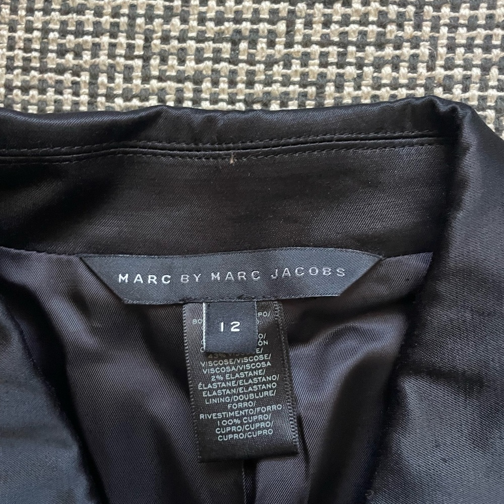 Marc By Marc Jacobs Classic Satin Black Blazer - Picture 2 of 5
